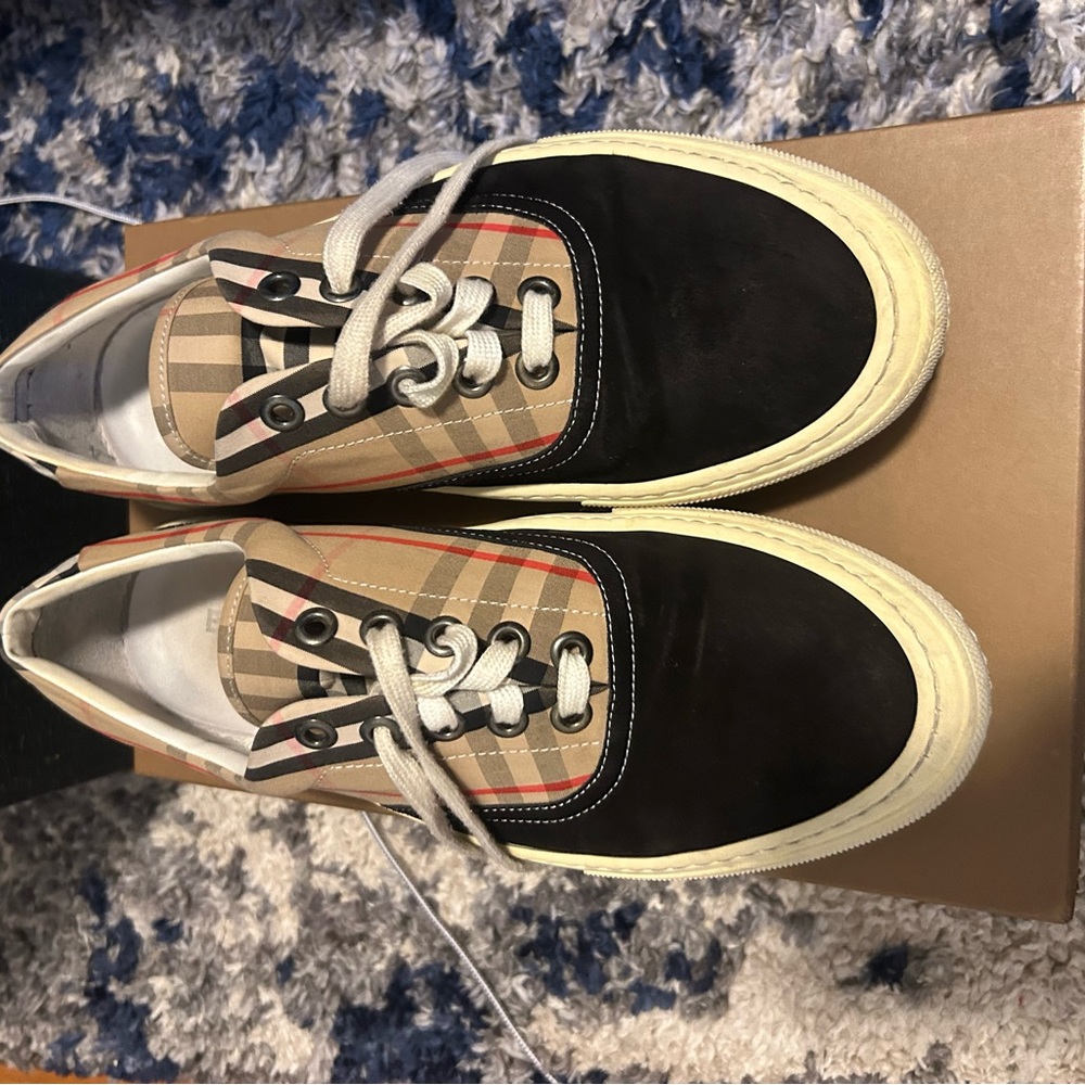 Burberry Sneakers